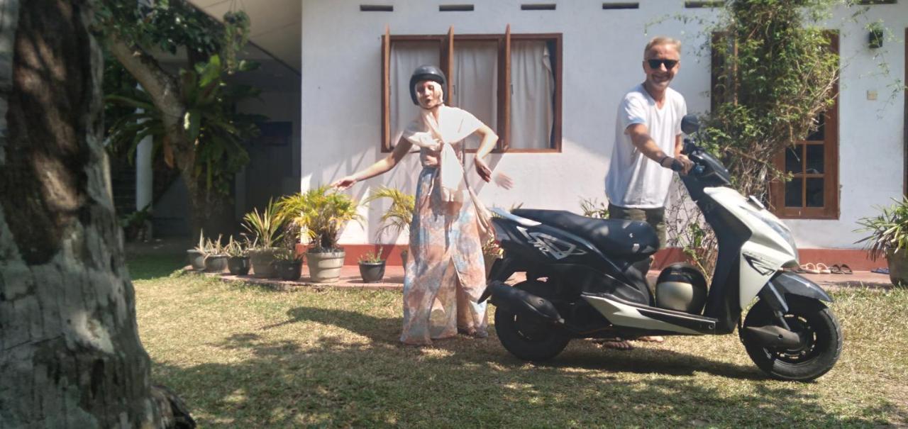 Sanithu Homestay And Villa ガル エクステリア 写真